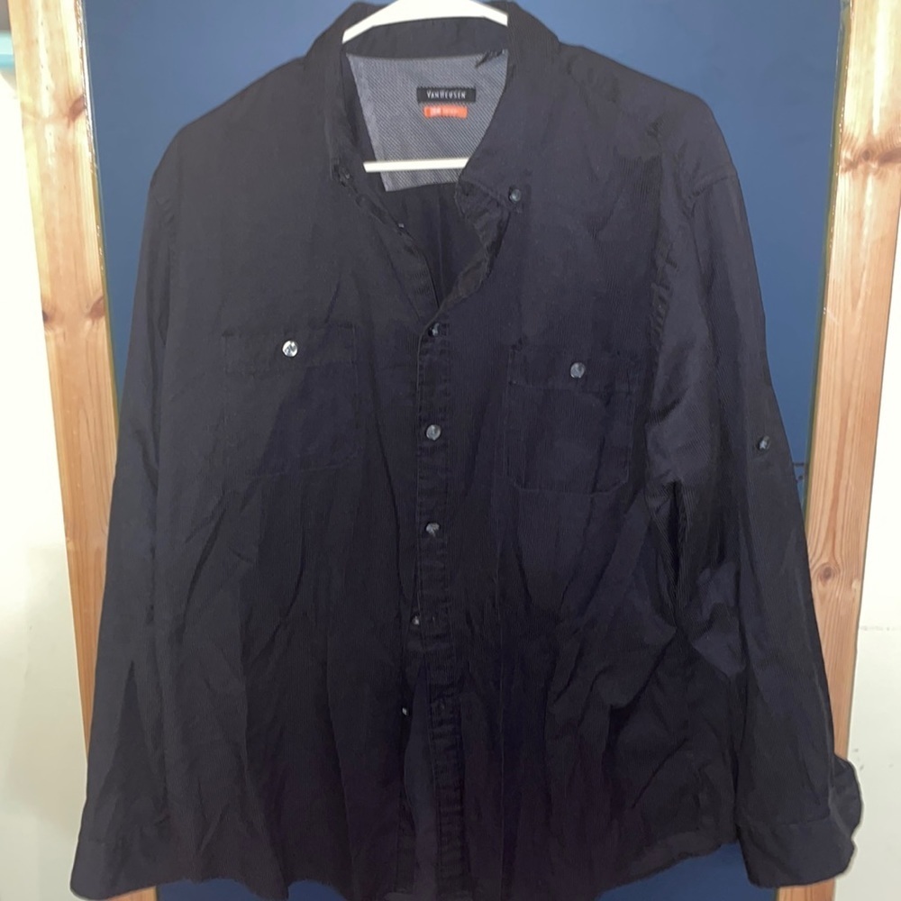 Mens Van Heusen Traveler button Down Dress Shirt